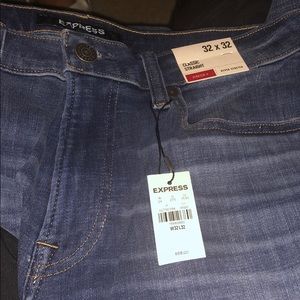 Express men’s classic straight jeans